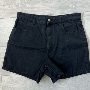 Zara Z1975 High-Waisted Mom Fit Denim Shorts Size 32 (US 14)